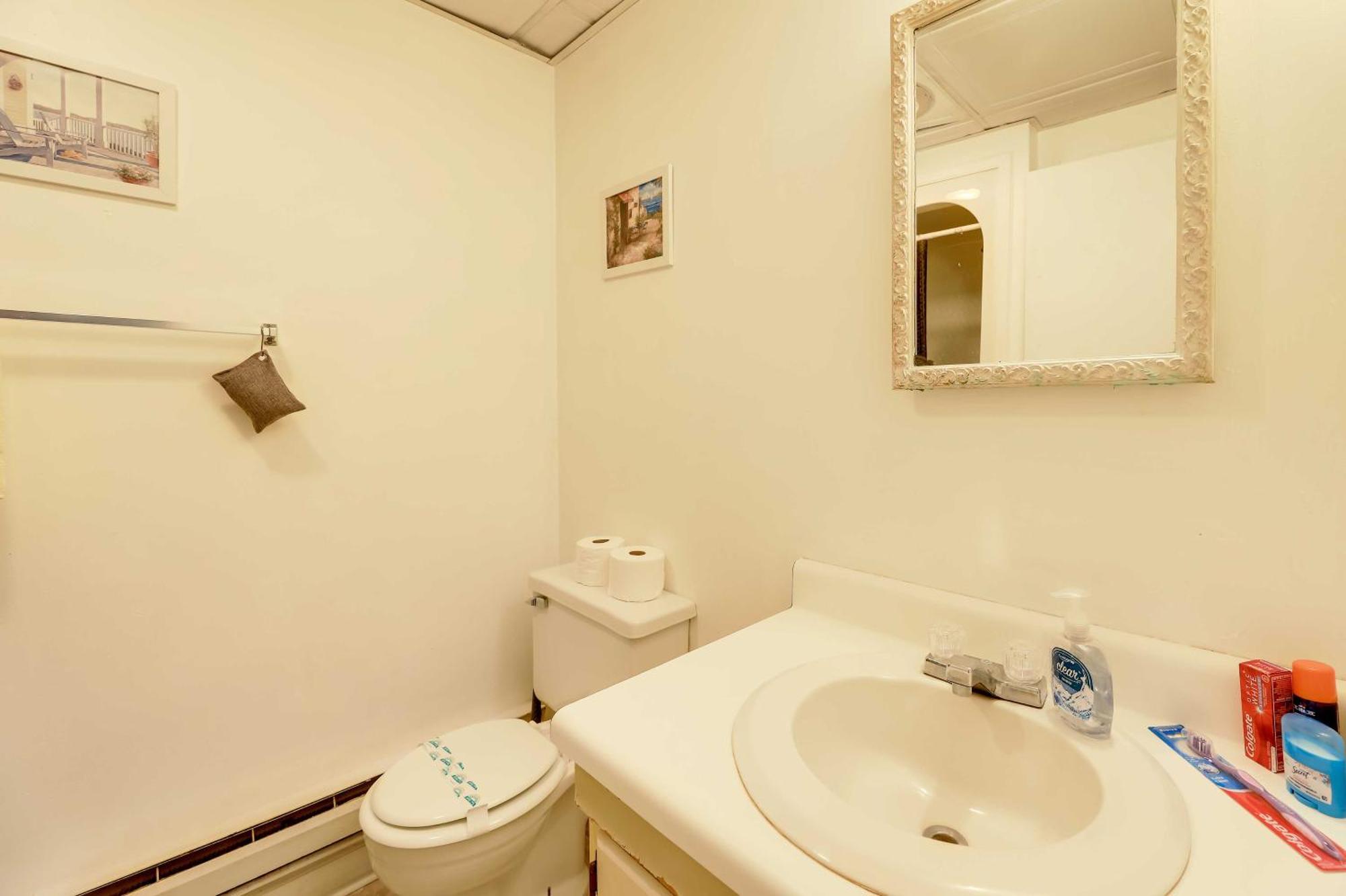 Hannahs Place - Quaint And Cozy Apt By The Beach! Emerald Isle Exterior foto